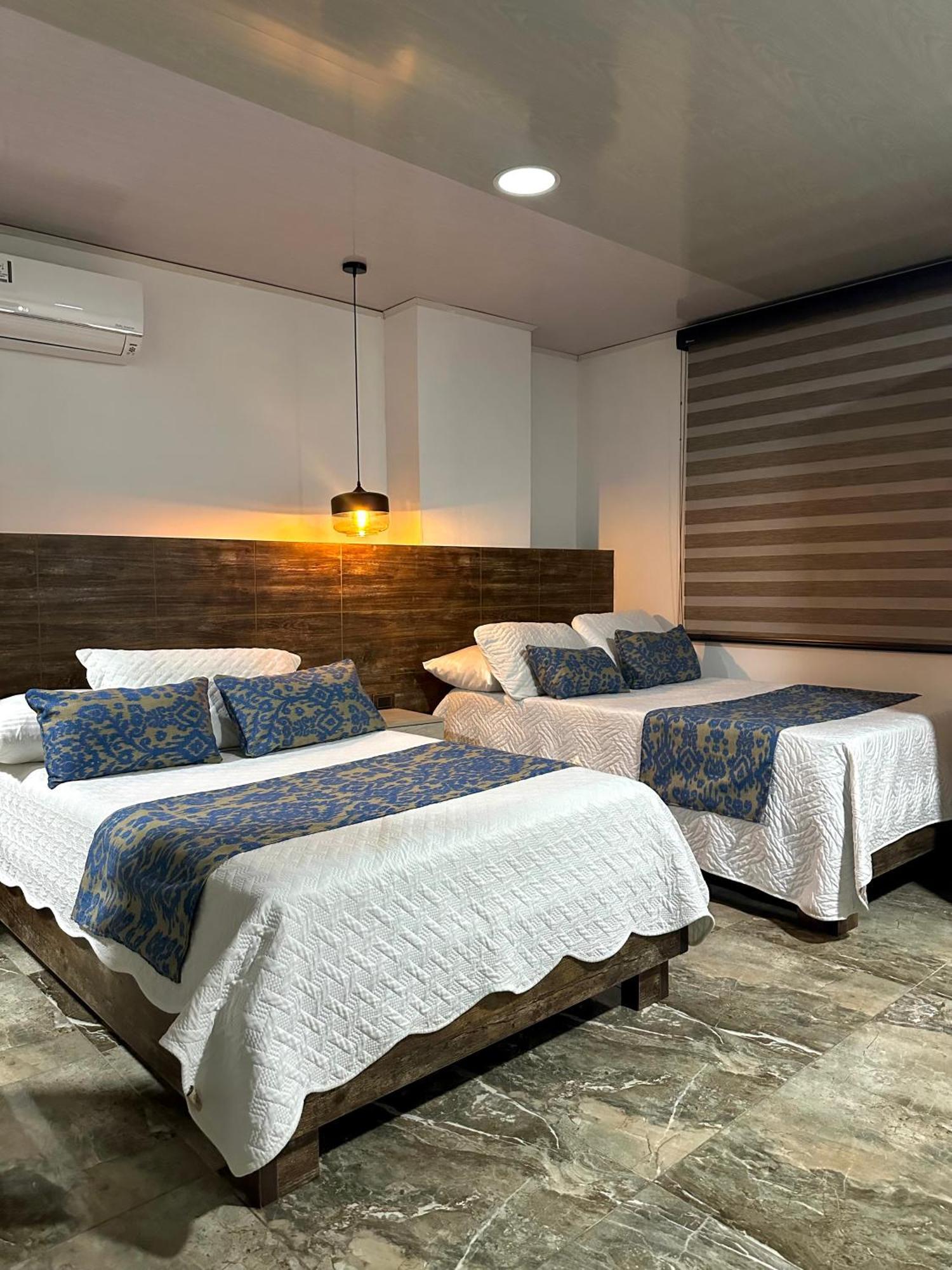 Hotel Los Maderos Cali Extérieur photo